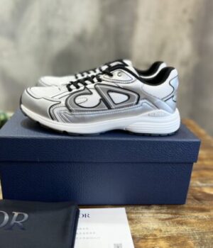 DIOR SNEAKER