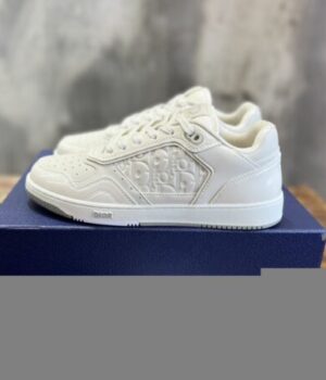 DIOR SNEAKER