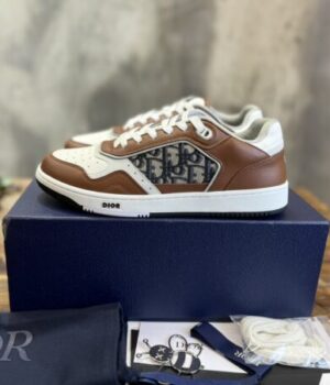 DIOR SNEAKER