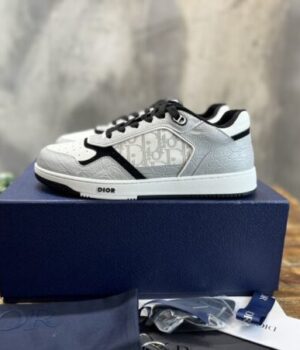 DIOR SNEAKER
