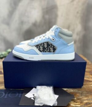 DIOR SNEAKER