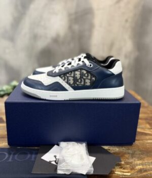 DIOR SNEAKER