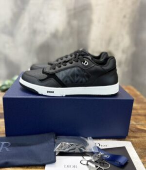DIOR SNEAKER