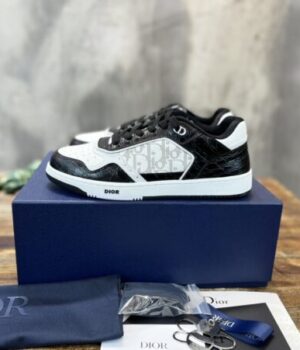 DIOR SNEAKER