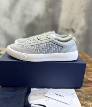 DIOR SNEAKER