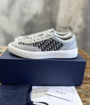 DIOR SNEAKER