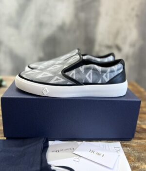 DIOR SNEAKER