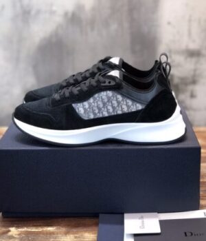 DIOR SNEAKER