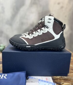 DIOR SNEAKER