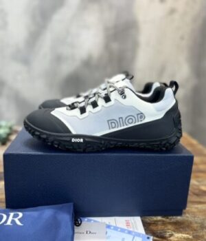 DIOR SNEAKER