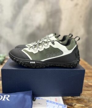 DIOR SNEAKER