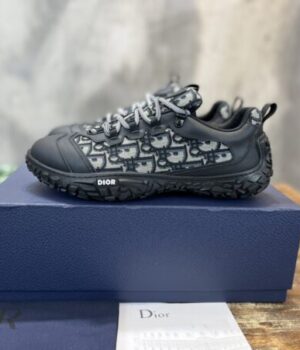 DIOR SNEAKER