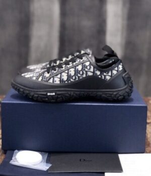 DIOR SNEAKER