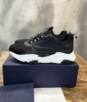 DIOR SNEAKER