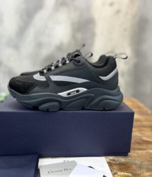 DIOR SNEAKER