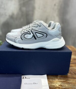 DIOR SNEAKER