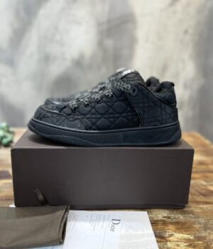 DIOR SNEAKER