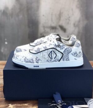 DIOR SNEAKER