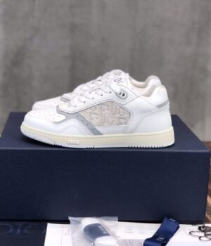 DIOR SNEAKER