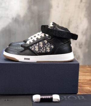 DIOR SNEAKER