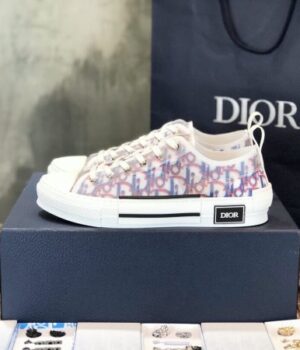 DIOR SNEAKER