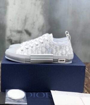 DIOR SNEAKER