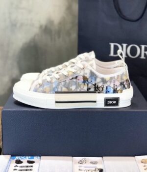 DIOR SNEAKER