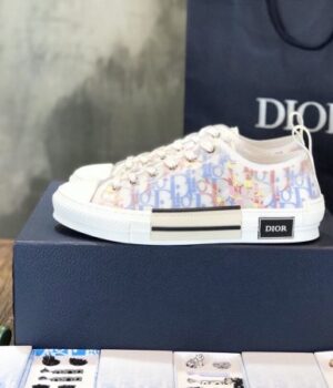 DIOR SNEAKER