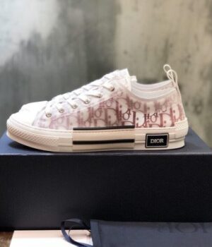 DIOR SNEAKER