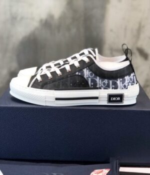 DIOR SNEAKER