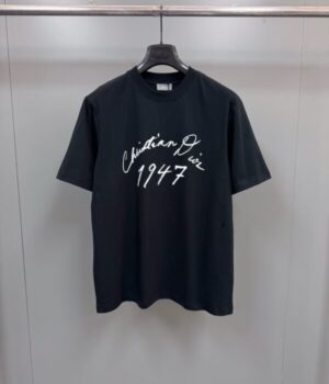 DIOR TSHIRT