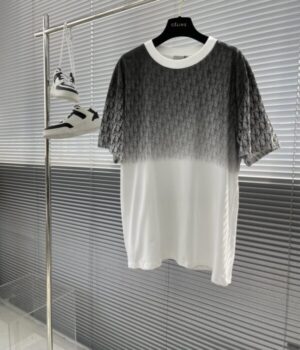 DIOR TSHIRT