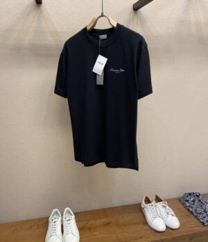 DIOR TSHIRT