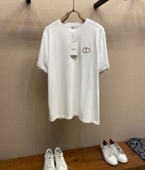 DIOR TSHIRT