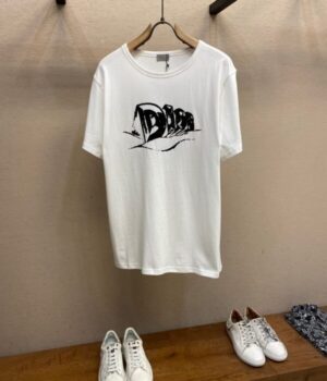 DIOR TSHIRT