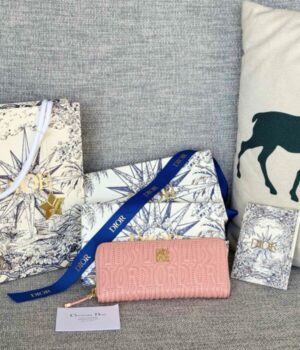 DIOR WALLET