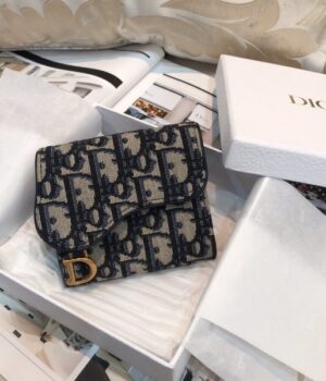 DIOR WALLET
