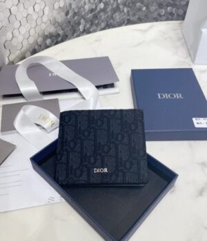 DIOR WALLET