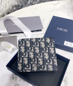 DIOR WALLET