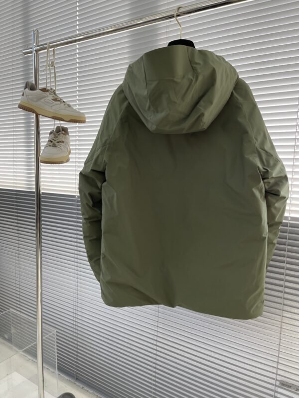 FENDI JACKET - Image 6