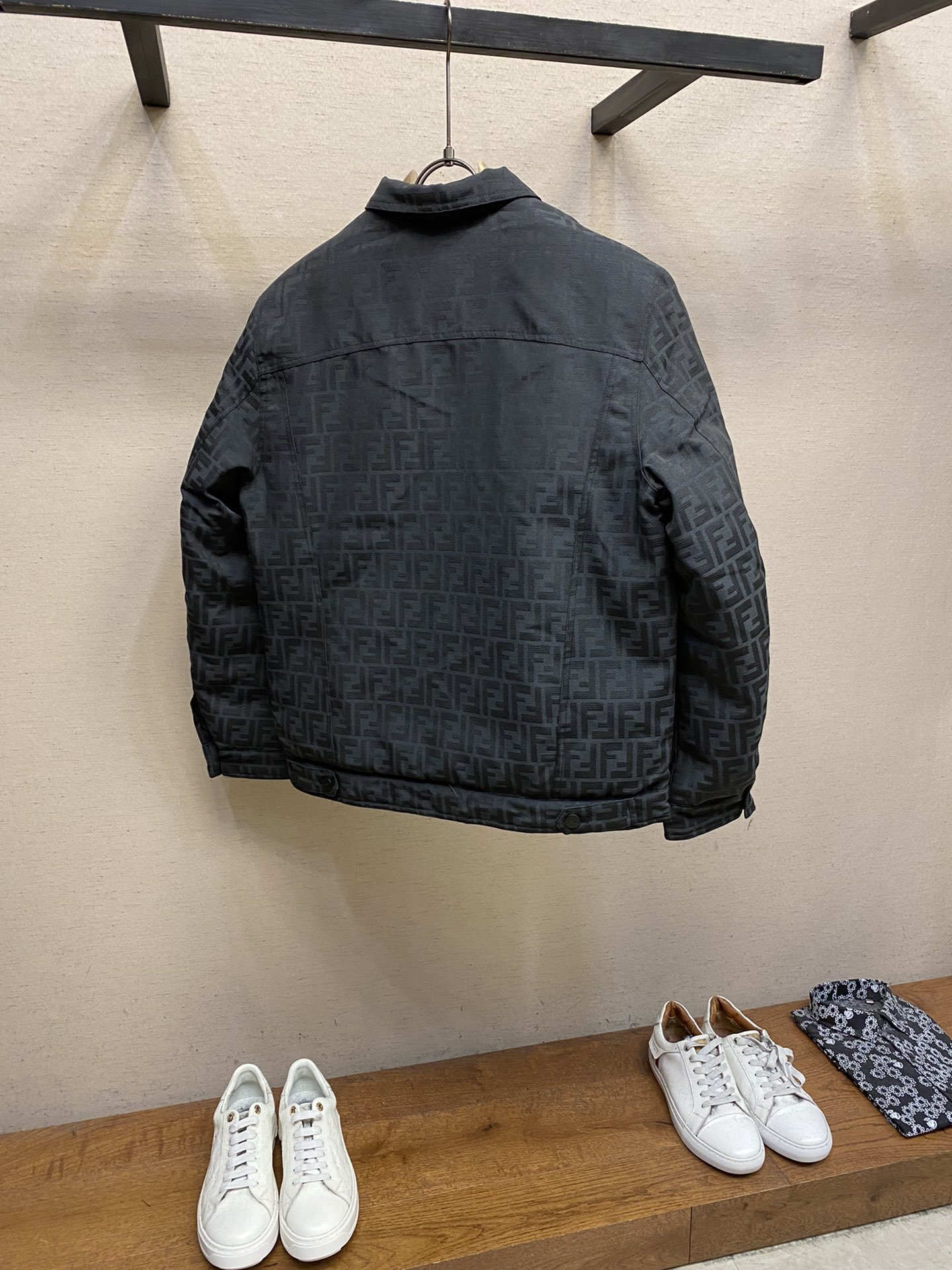 FENDI JACKET - Image 3