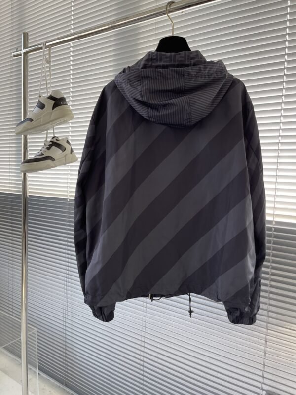 FENDI JACKET - Image 4