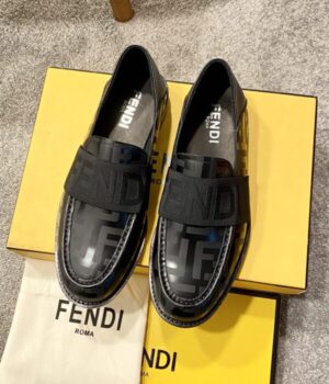 FENDI LOAFER