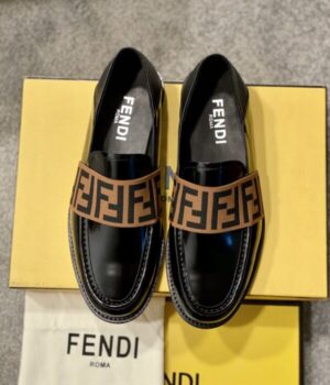 FENDI LOAFER