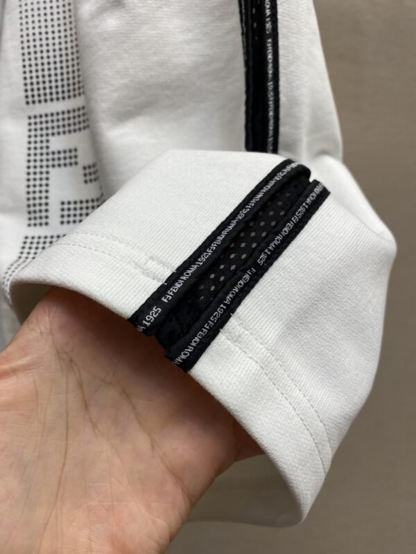 FENDI SHORTS - Image 6
