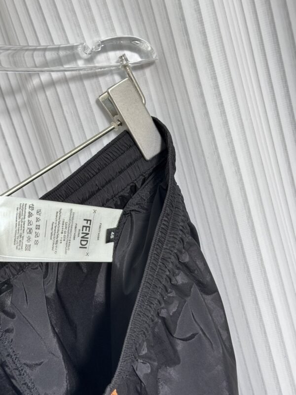 FENDI SHORTS - Image 8