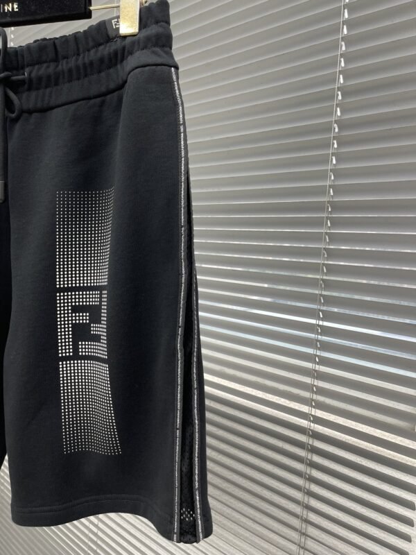 FENDI SHORTS - Image 4