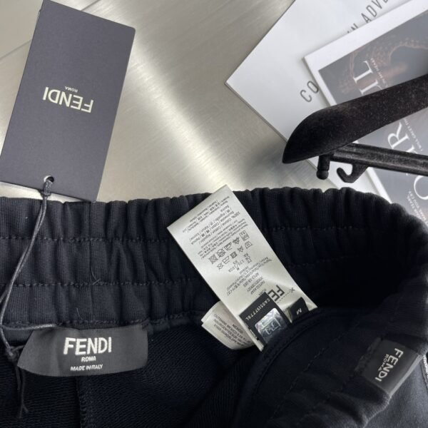 FENDI SHORTS - Image 8