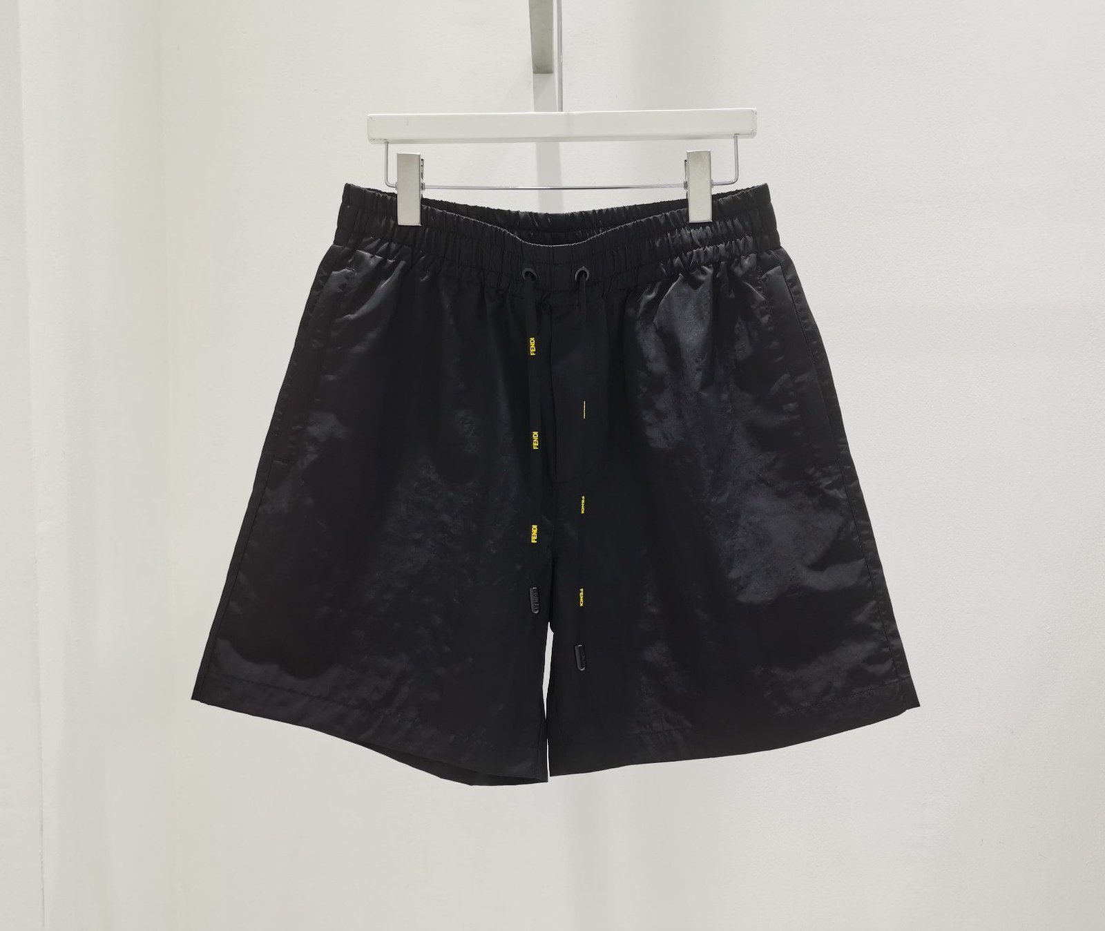 FENDI SHORTS - Image 2