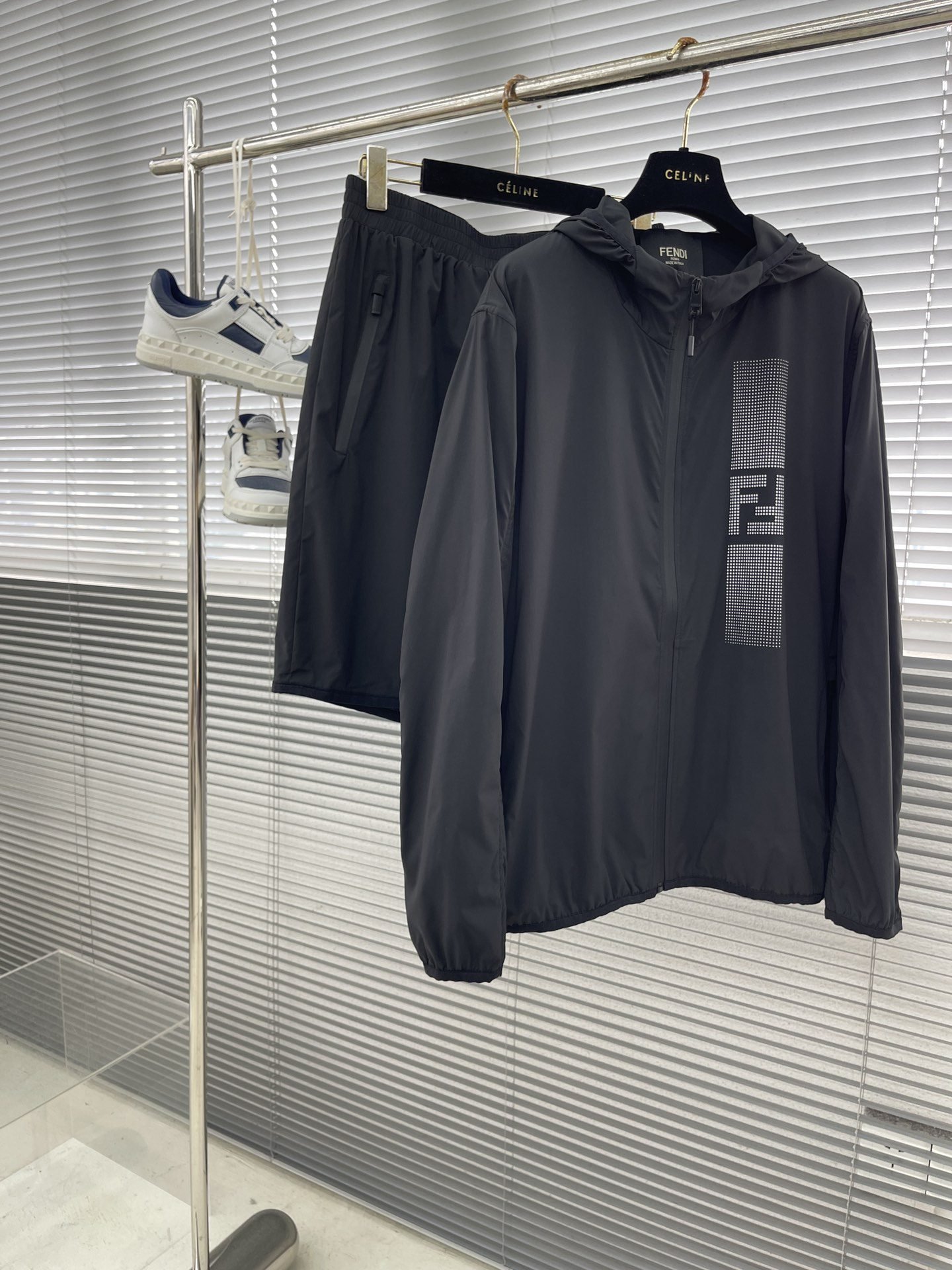 FENDI SHORTS - Image 3
